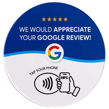Placa NFC azul con el logo de Google para pedir reseñas